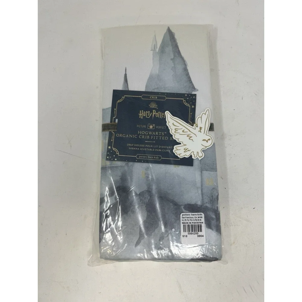 DISC    Harry Potter Pottery Barn Crib Sheet Witch Craft Castle‎ Mythic Fantasy